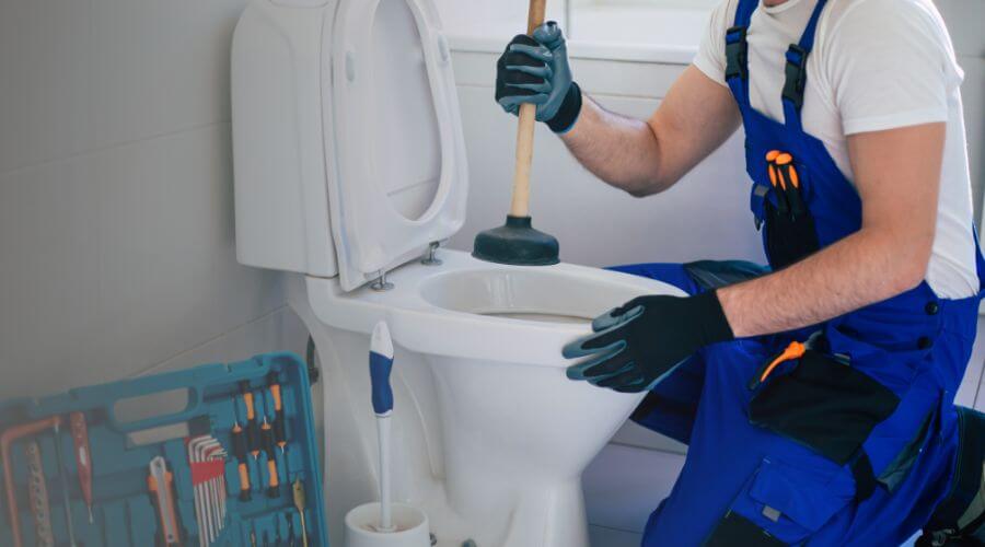 Professional bathroom faucet installation in Oakford, IL